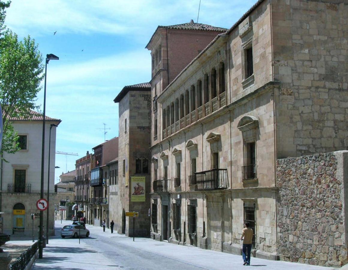 El Patio De San Pablo - Apartamento De Lujo En El Centro Con Parking Gratis Salamanca Eksteriør billede